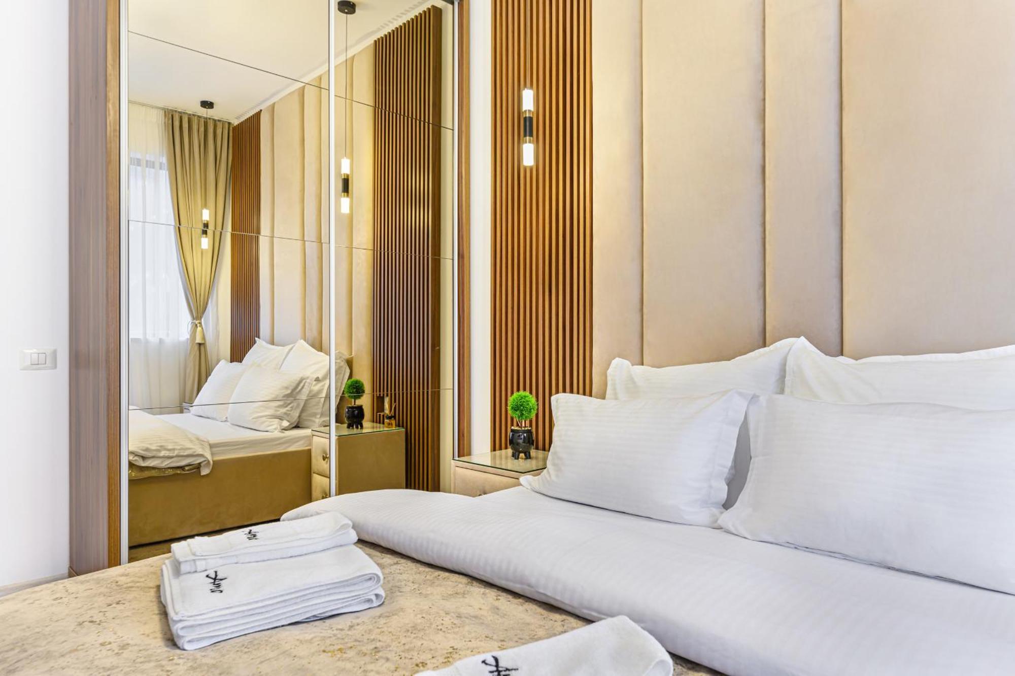 Ama Garden Apartment Busteni Ngoại thất bức ảnh