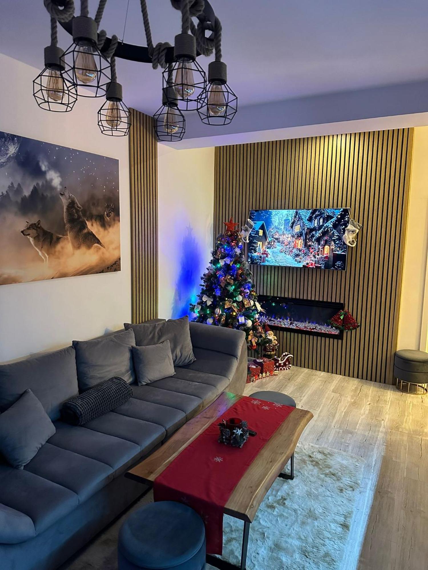 Ama Garden Apartment Busteni Ngoại thất bức ảnh